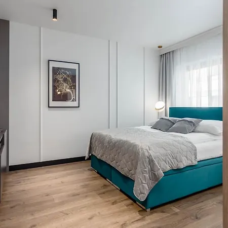 Apartment Deo Plaza - Old Town By Rent Like