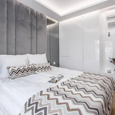 Deo Plaza - Old Town By Rent Like Apartment Gdansk