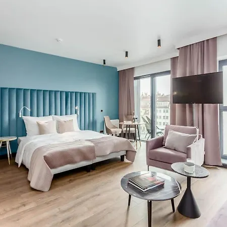 Deo Plaza - Old Town By Rent Like Апартаменти *