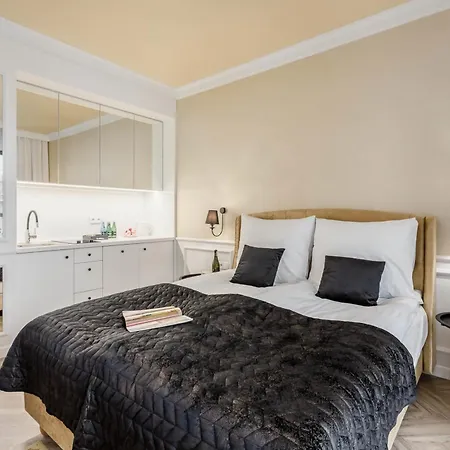Апартаменти Deo Plaza - Old Town By Rent Like